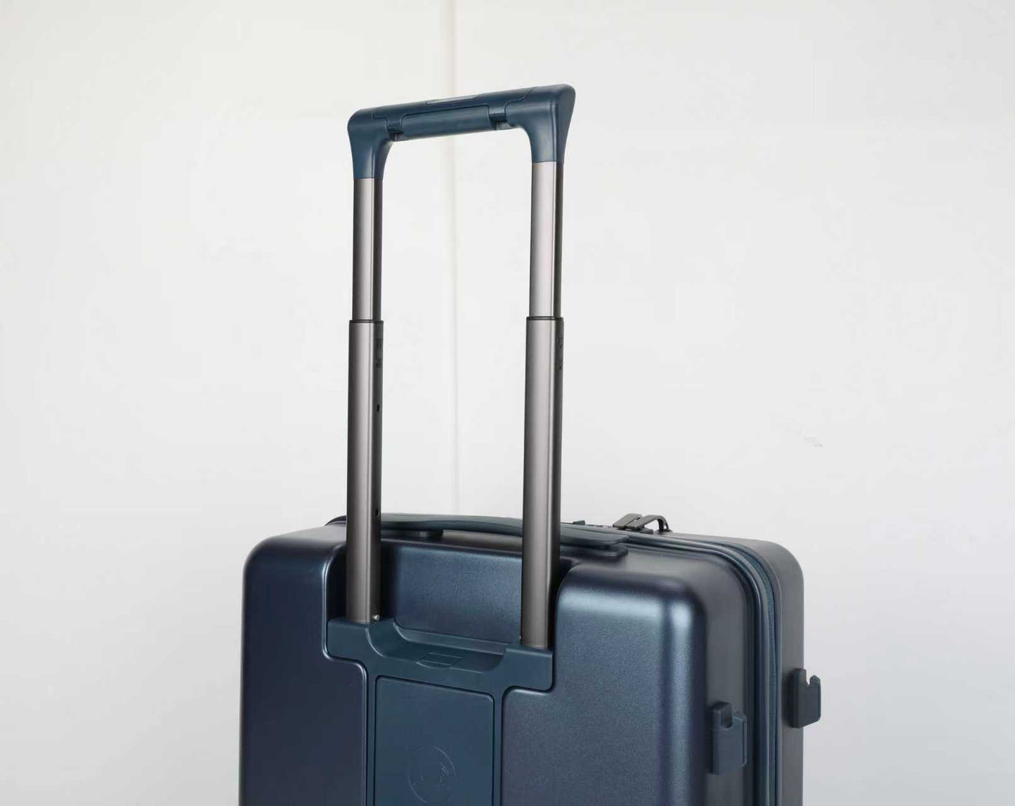 Expand Pro Blue Carry On